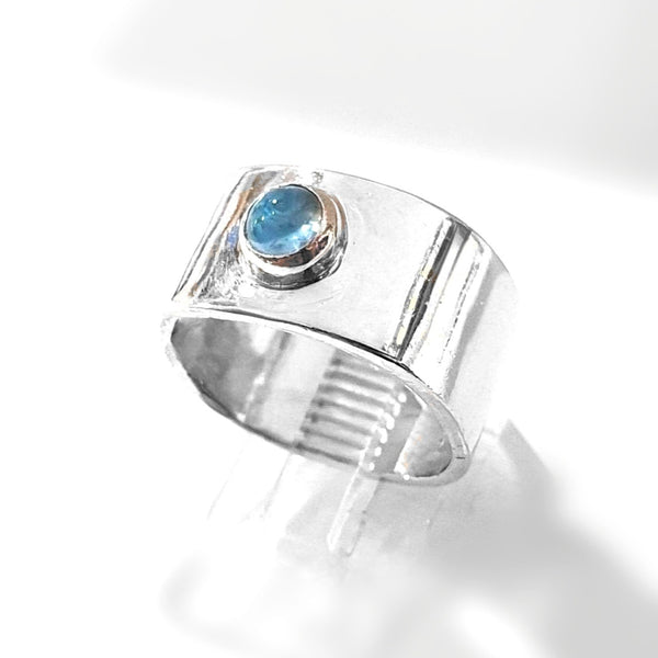 Signature Collection Ring (medium band)