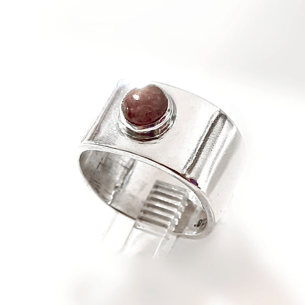 Signature Collection Ring (medium band)