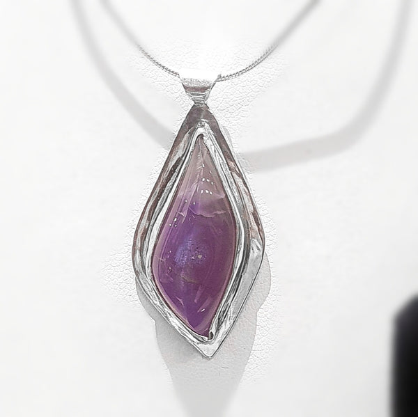 HOLLY BLUE AGATE
