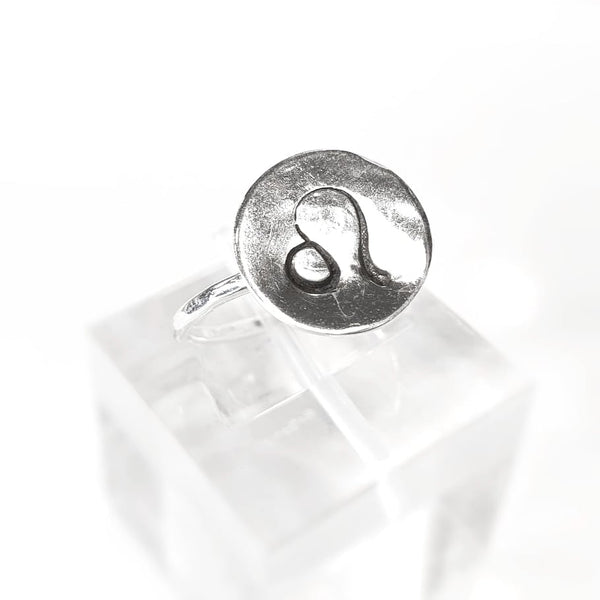 Leo Medallion Ring