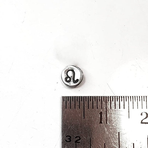 Leo Tiny Stars Pendant