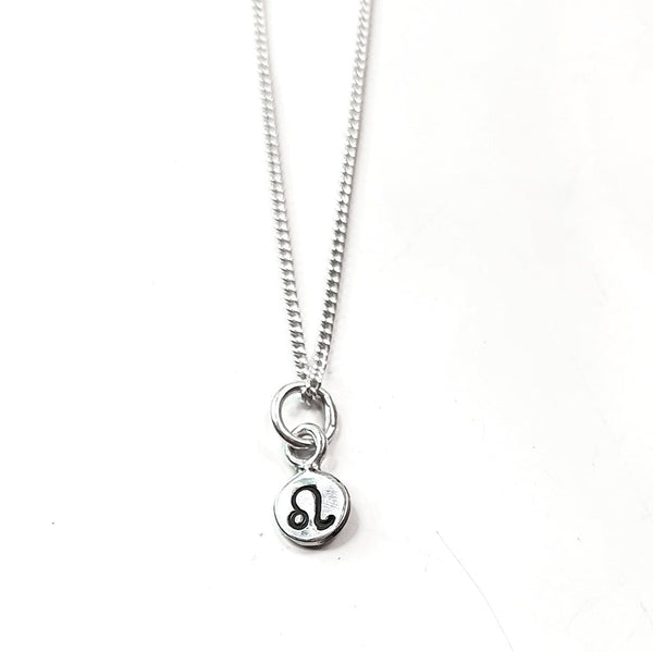 Leo Tiny Stars Pendant