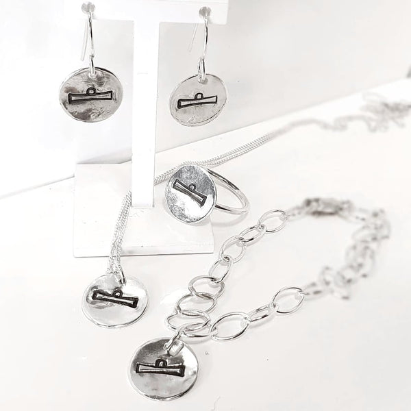 Libra Medallion Family